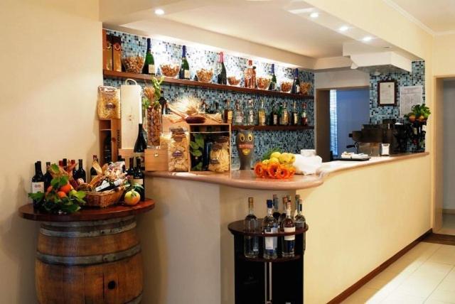 Hotel Villa Giusy กัสเตลลาเนตา มารีนา ภายนอก รูปภาพ